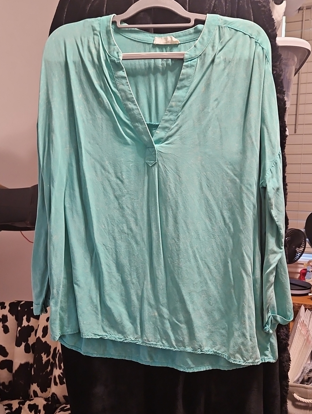 Relaxed Split-Neck Women's Blouse in Teal